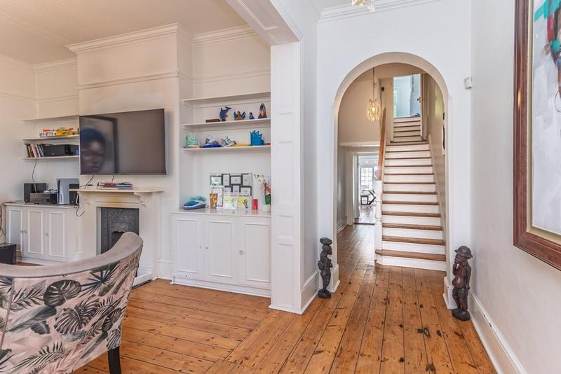 To Let 3 Bedroom Property for Rent in Kenilworth Western Cape